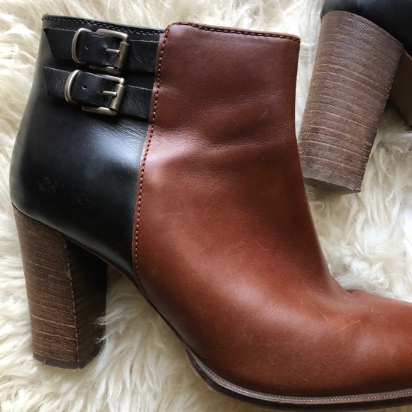 Madewell Reid Black and Tan heeled boot - Picture 3 of 5